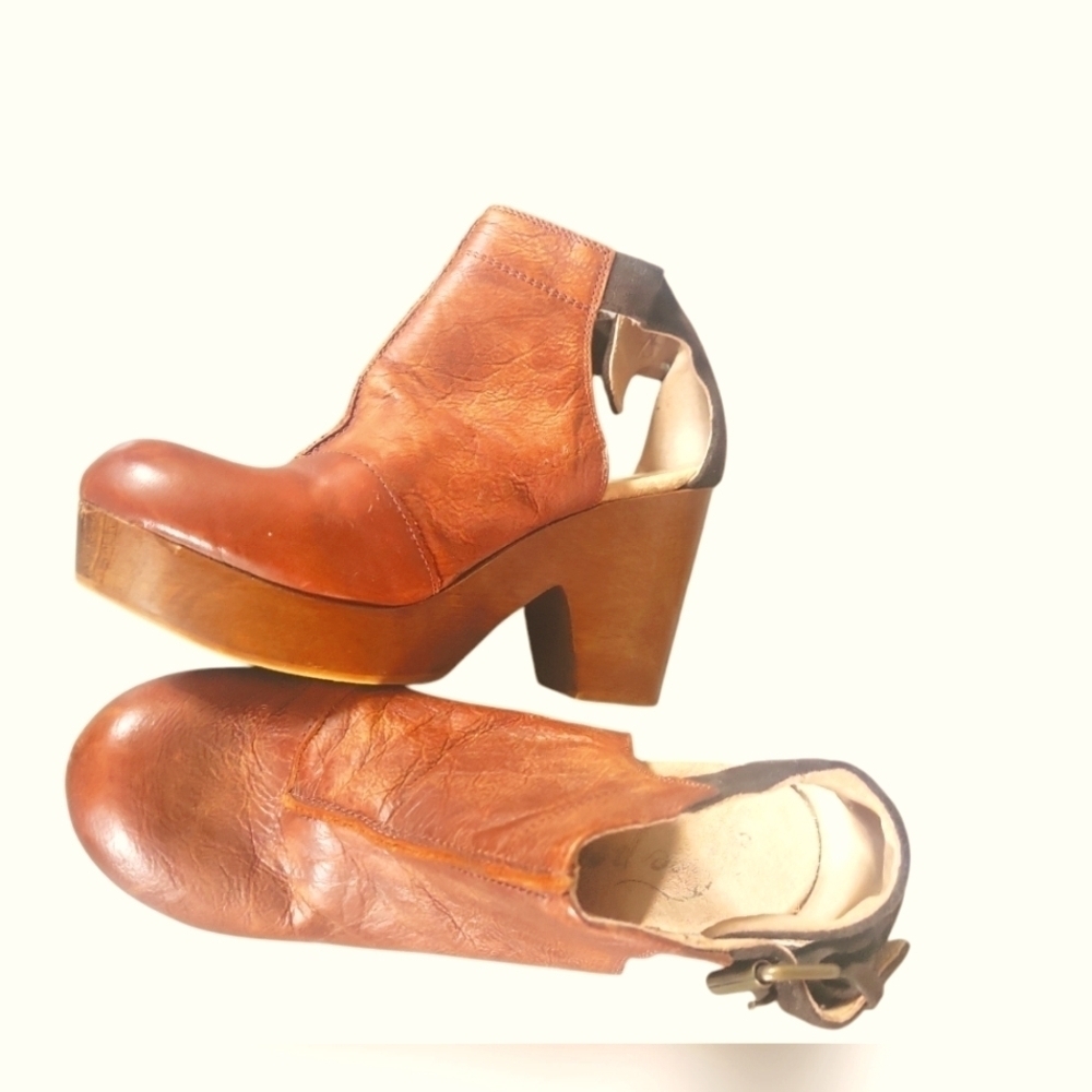 Free People Stylish Brown Leather  Clogs Amber Ankle Boots Made in Spain  Sz 37 - Picture 4 of 9